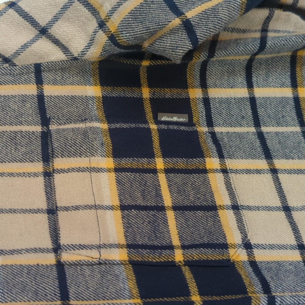 🌸 Eddie Bauer Men's Blue Yellow Tan Plaid Flannel Button Down Shirt Medium - Picture 4 of 9